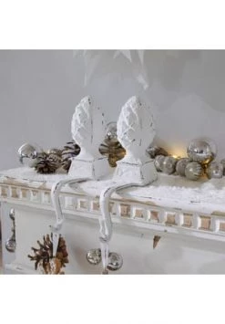 Bester Verkauf 😀 LOBERON Eisenzapfen 2er Set Lucielle Antikweiß Antikweiß 🧨 -dekoartikel Verkaufsladen unnamed file 63